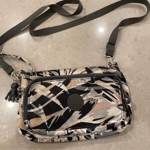 Kipling Camouflage Crossbody Bag in Black and Tan